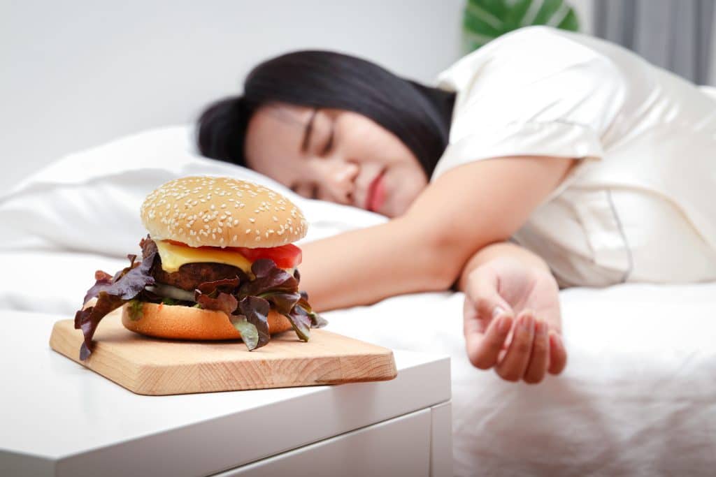 when-should-you-stop-eating-sugar-before-bed-lifescienceglobal