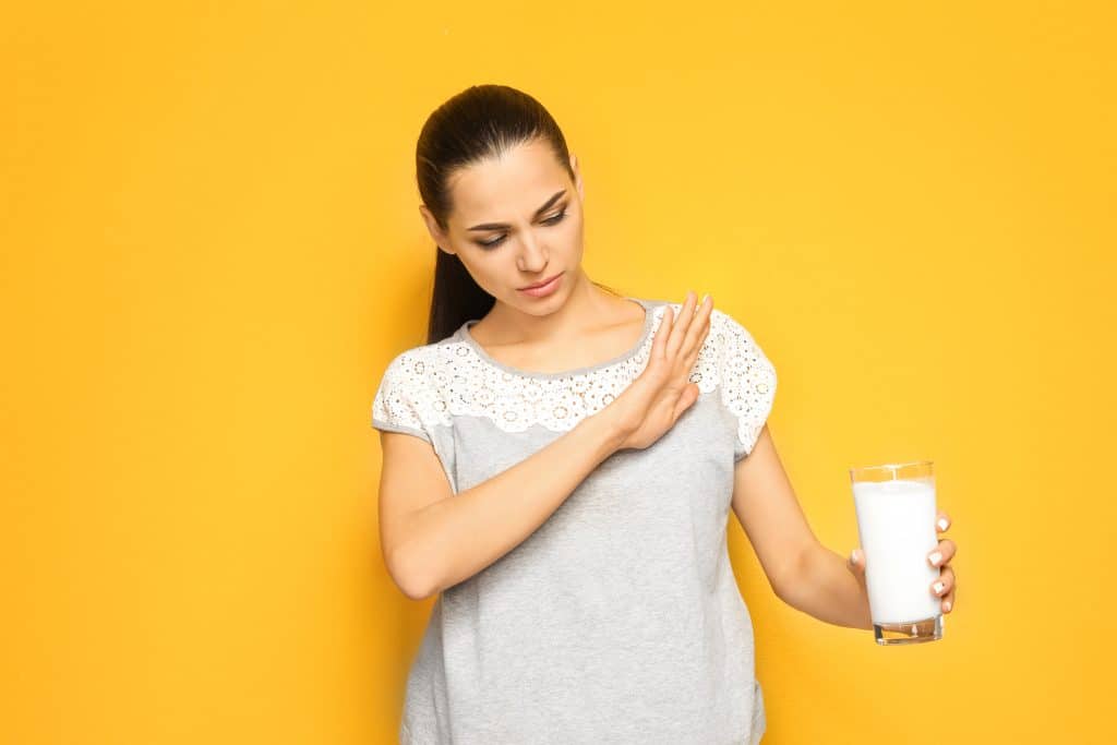 lactose-intolerance-weight-loss-can-sensitivity-to-milk-help-you-shed