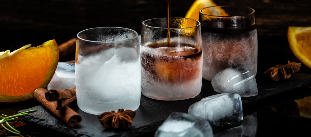 Does Alcohol Make You Retain Water Here s What Causes A Puffy Face The does-alcohol-make-you-retain-water-here-s-what-causes-a-puffy-face-the