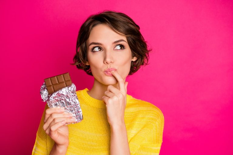 why-do-women-crave-chocolate-on-their-period-betterme