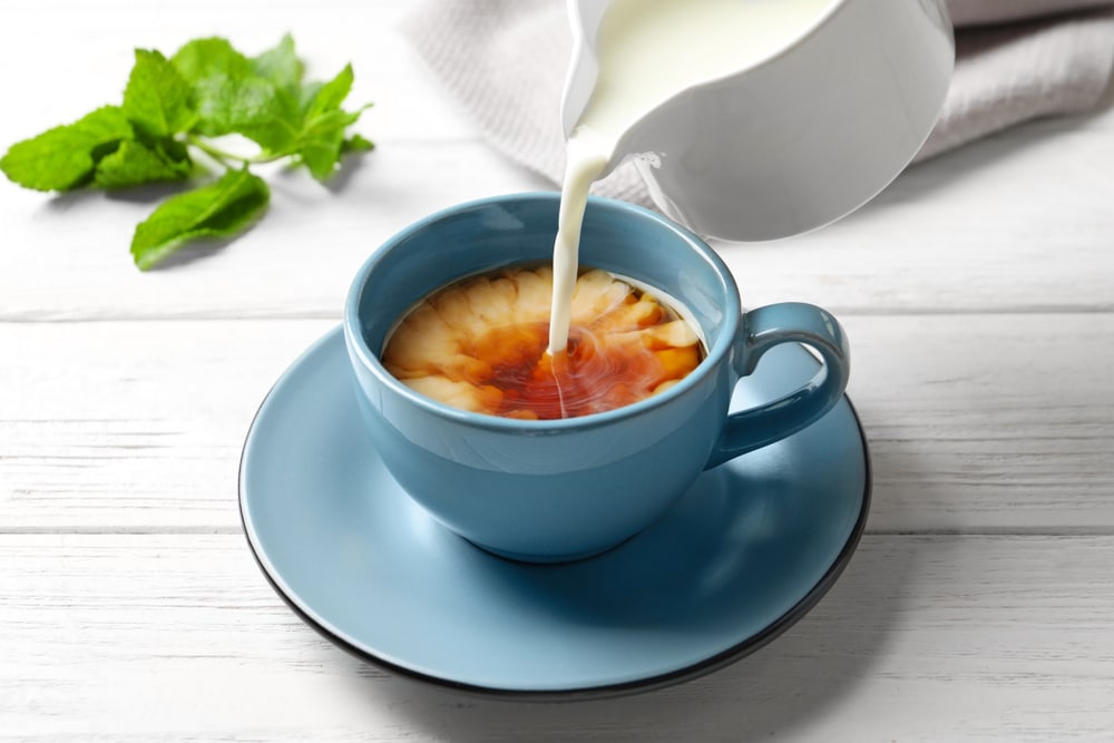 benefits of black tea with milk