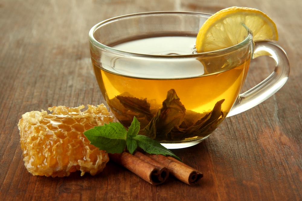 disadvantages of drinking green tea