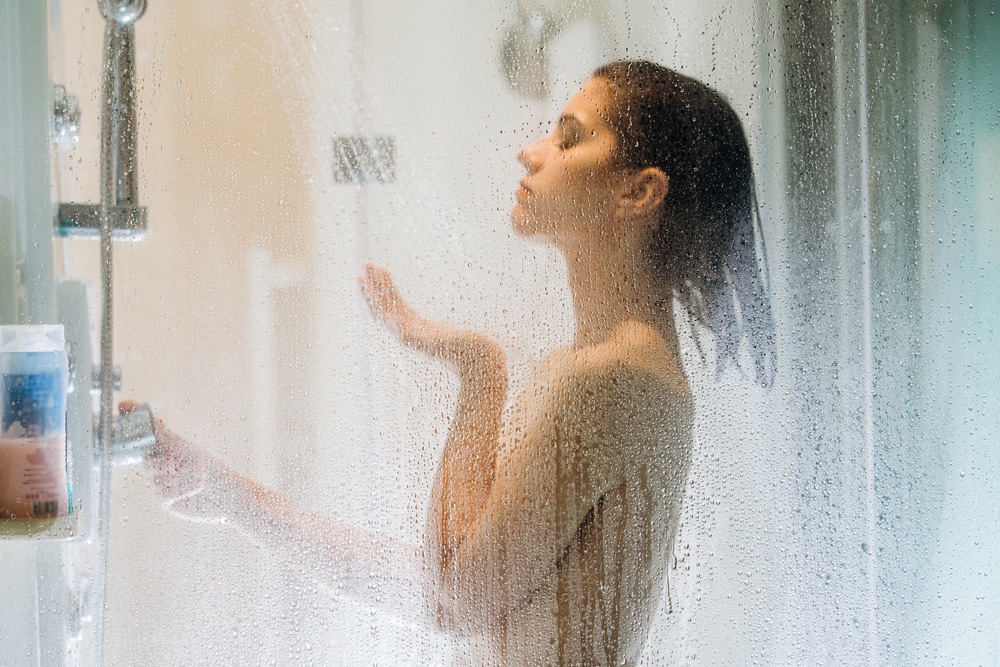 Hot Cold Shower Therapy Benefits Risks And Technique Betterme