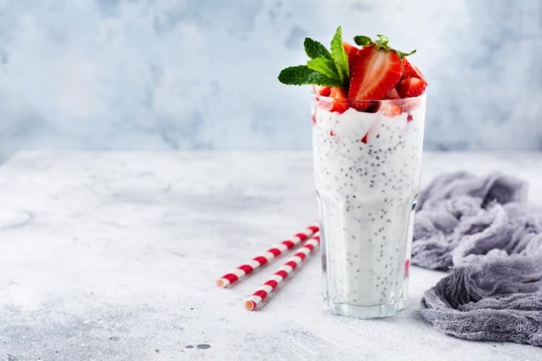 the-healthiest-milkshake-ingredients-for-a-low-calorie-treat-betterme