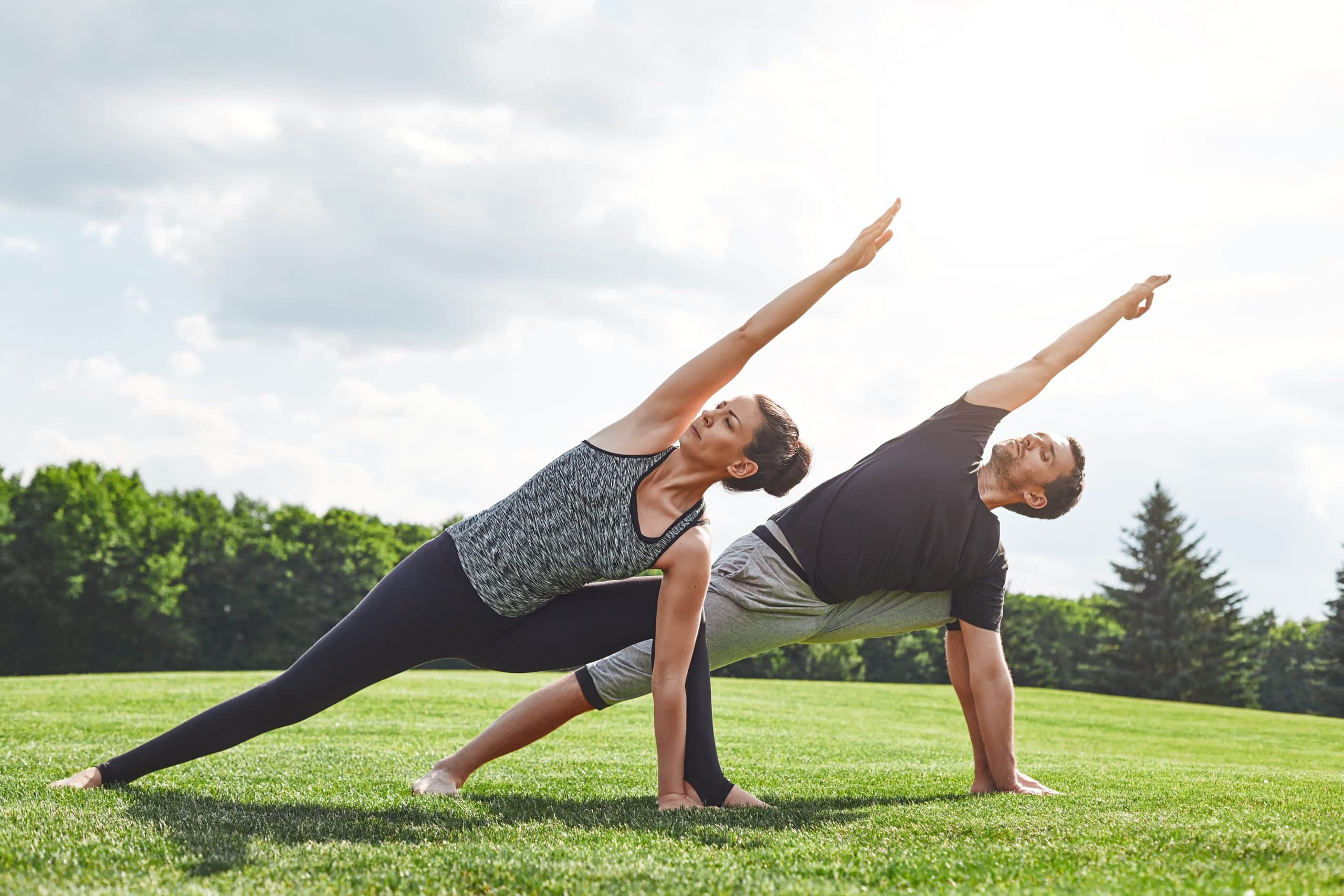 acro yoga poses 2 people｜TikTok Search